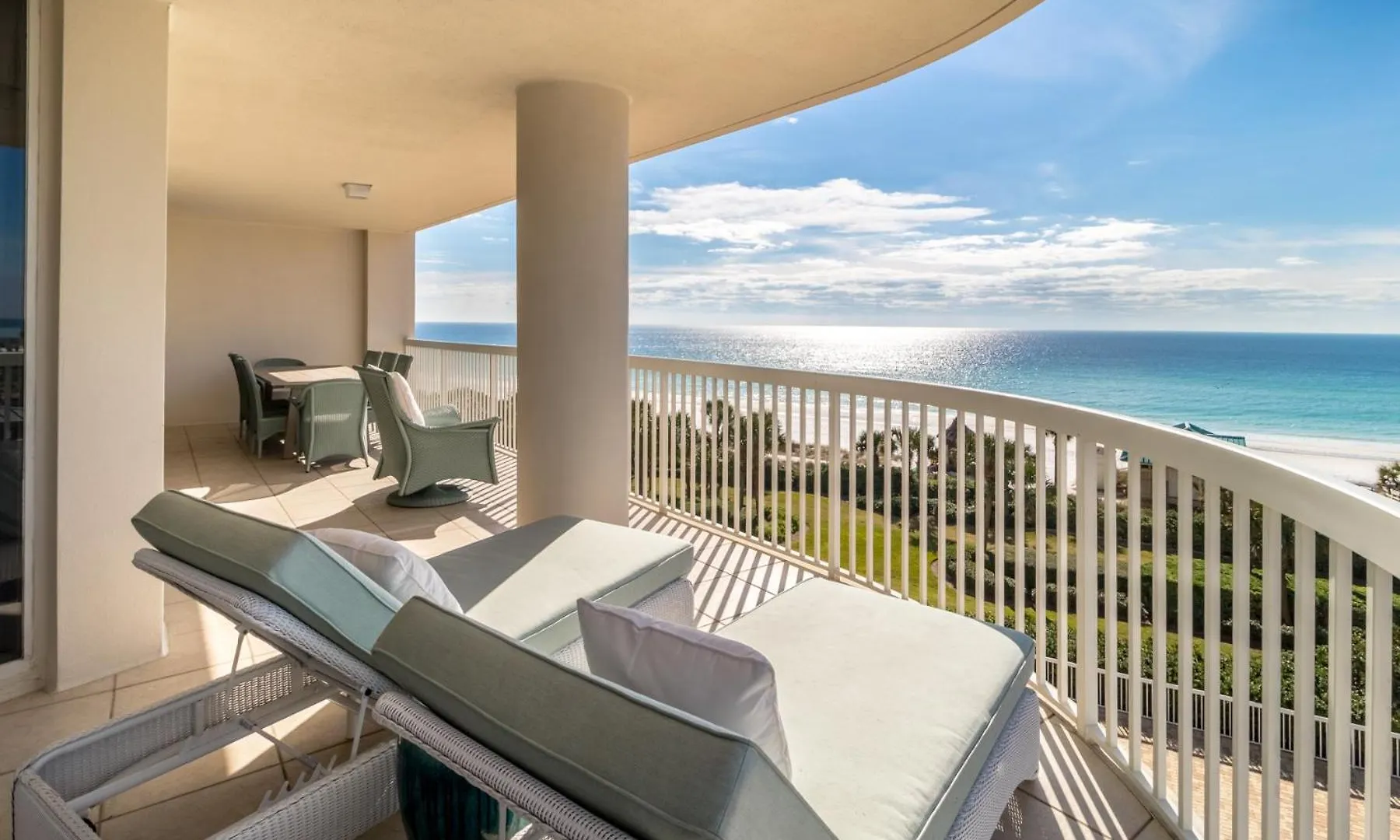 St Maarten 508 A Beautiful Luxury Beach Front 3 Bedroom 5Th Floor Condo With Resort Amenities Destin